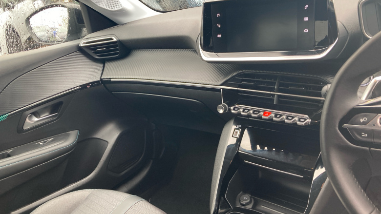 Peugeot 208 1.2 PureTech 100 Allure Premium + 5dr EAT8 Petrol Hatchback